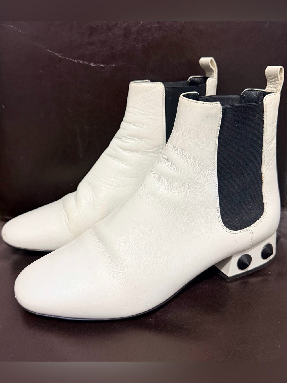 MICHAEL KORS COLLECTION White Leather Chelsea Booties